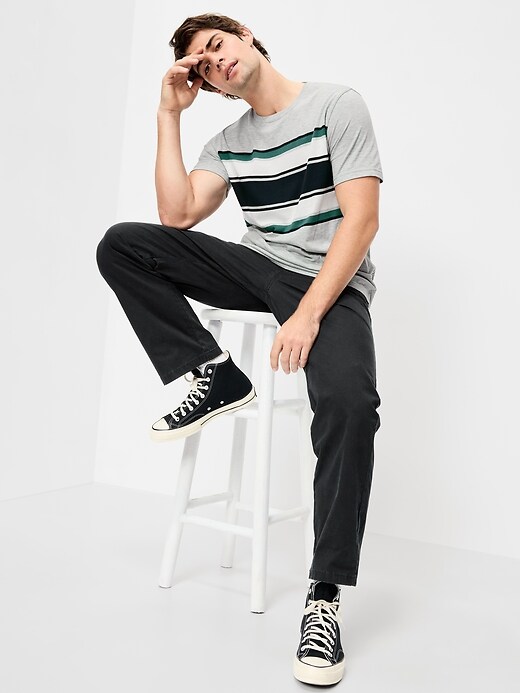 L'image numéro 3 présente T-shirt ras du cou à rayures