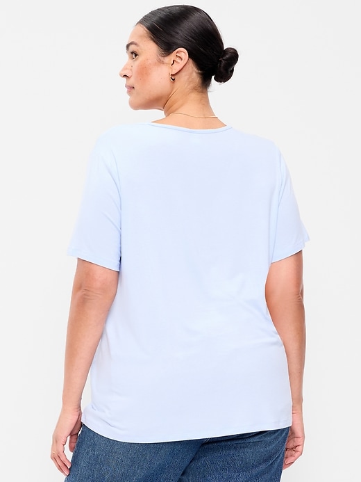 Image number 8 showing, Luxe V-Neck T-Shirt