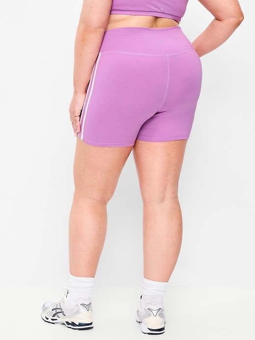 Image number 7 showing, High-Waisted PowerChill Side-Stripe Biker Shorts -- 5-inch inseam