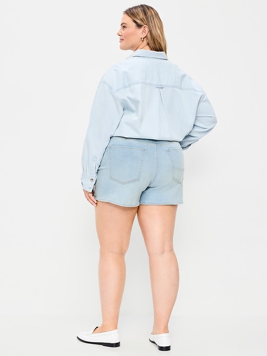 Image number 7 showing, High-Waisted Wow Baggy Jean Shorts -- 4-inch inseam