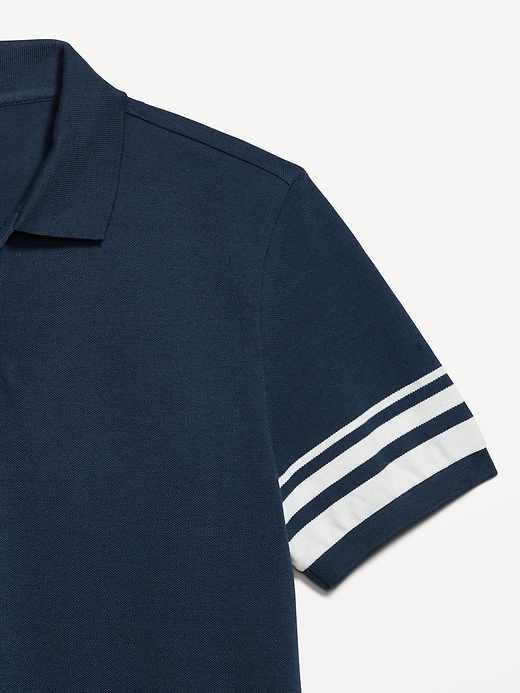 L'image numéro 5 présente Polo en piqué à coupe classique