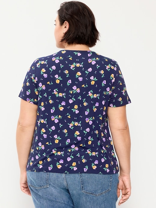 L'image numéro 7 présente T-shirt ras du cou luxueux