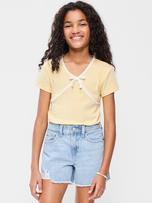 Image number 1 showing, Fitted Short-Sleeve Ribbed Bow Top for Girls