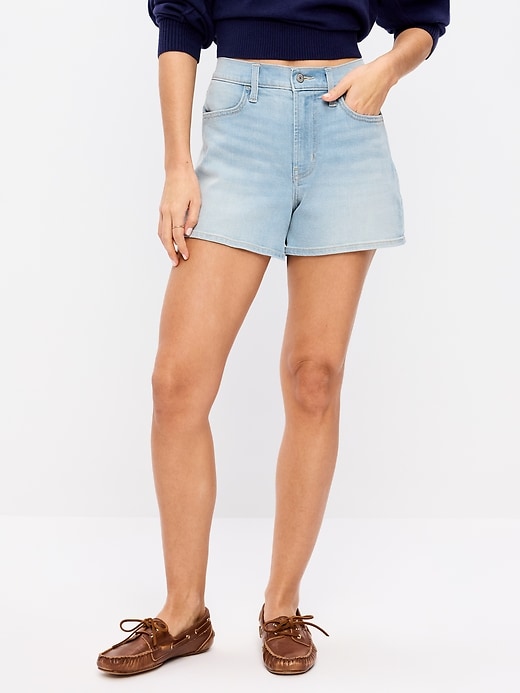 Image number 2 showing, High-Waisted Wow Baggy Jean Shorts -- 4-inch inseam