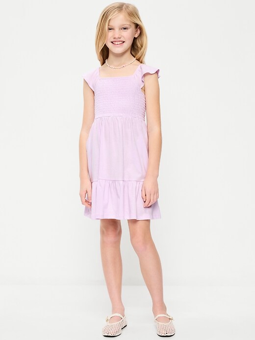 L'image numéro 1 présente Robe à smocks ajustée et évasée pour fille