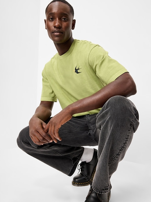 L'image numéro 3 présente T-shirt court à imprimé