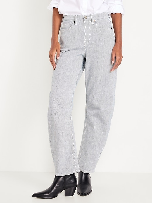 L'image numéro 2 présente Jean coupe généreuse baril à taille haute longueur cheville