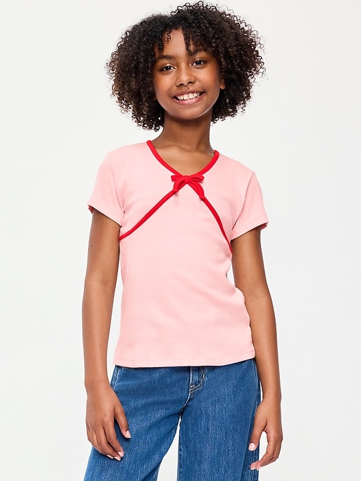 Image number 1 showing, Fitted Short-Sleeve Ribbed Bow Top for Girls