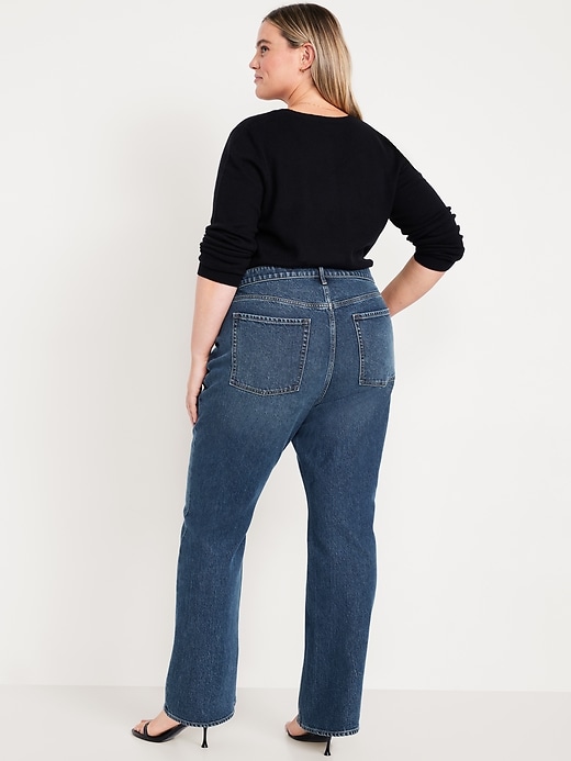 L'image numéro 8 présente Jean semi-évasé à taille très haute