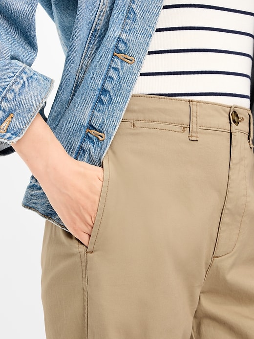 L'image numéro 4 présente Chino authentique droit à taille haute, pleine longueur