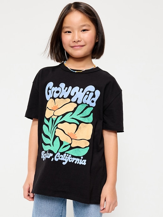Image number 1 showing, Short-Sleeve Oversized Graphic T-Shirt for Girls