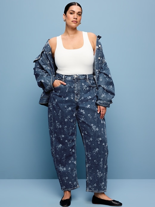 Image number 8 showing, High-Waisted Barrel Ankle Jeans