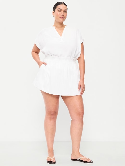 L'image numéro 5 présente Jupe-short courte à taille à volants