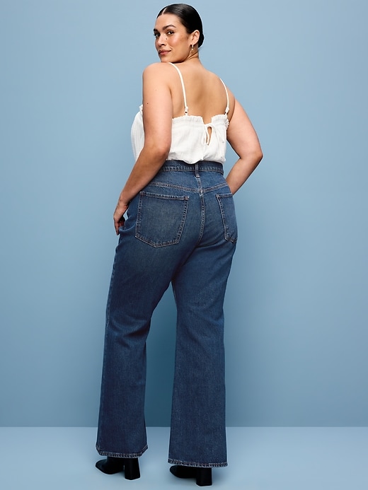 L'image numéro 8 présente Jean Wow semi-évasé ample à taille mi-basse