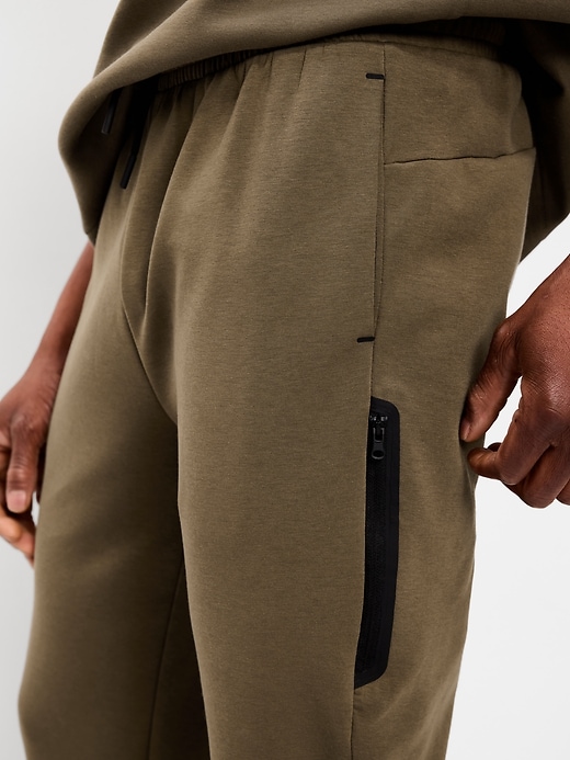 Image number 4 showing, Dynamic Fleece 4.0 Joggers