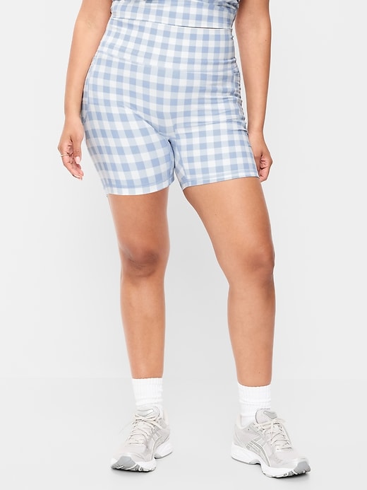 Image number 6 showing, Extra-High Waisted PowerSoft Boundless Pocket Biker Shorts-- 6-inch inseam - No Front Seam