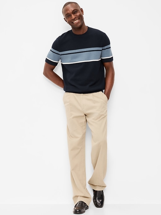 L'image numéro 1 présente T-shirt décontracté en tricot à couleurs contrastées