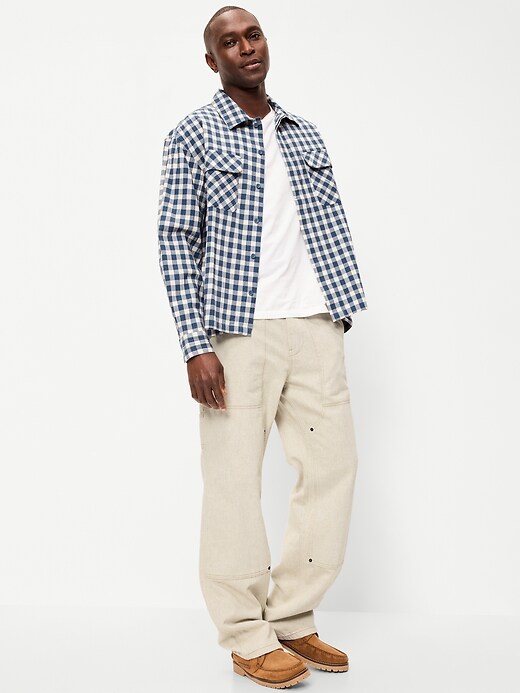 L'image numéro 3 présente Chemisier ample et court