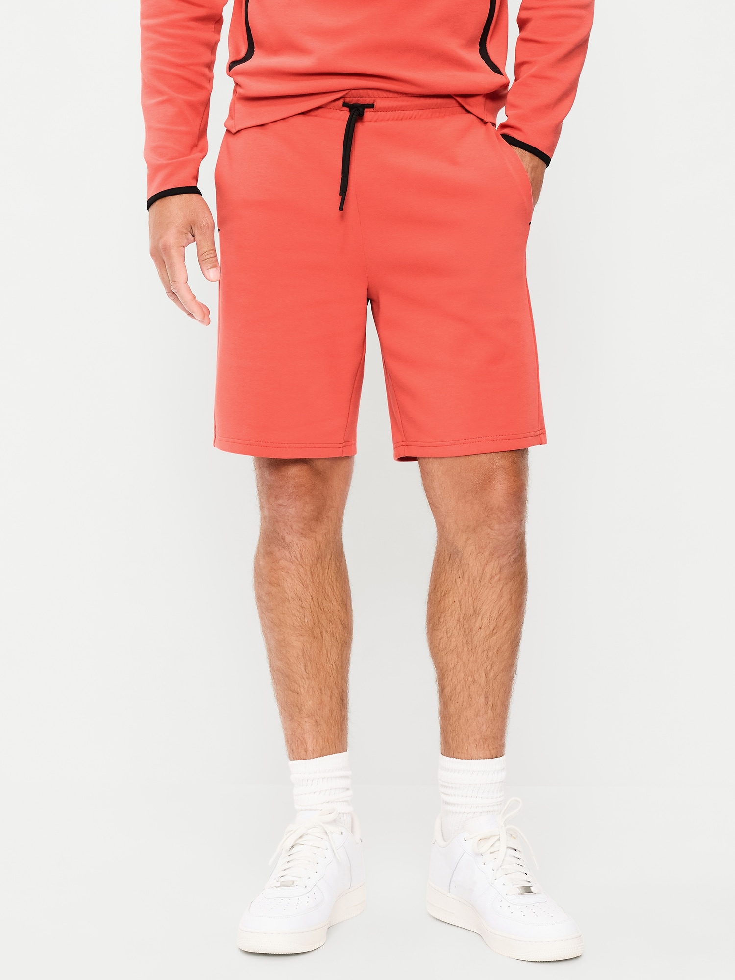Dynamic Fleece 4.0 Shorts - 8-inch inseam