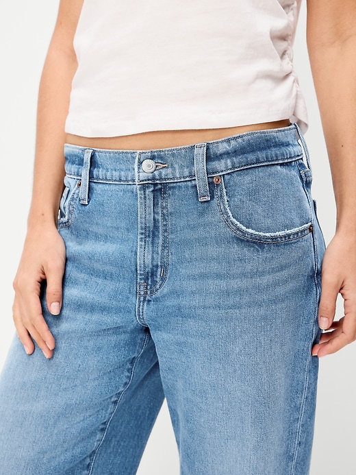 L'image numéro 3 présente Jean ample à taille basse