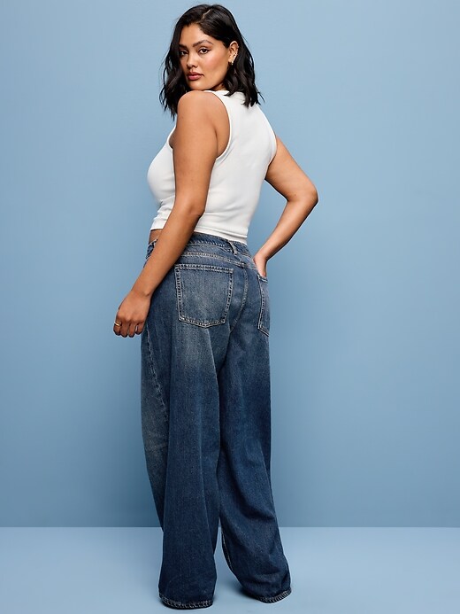 Image number 7 showing, Low-Rise Baggy Wide-Leg Jeans
