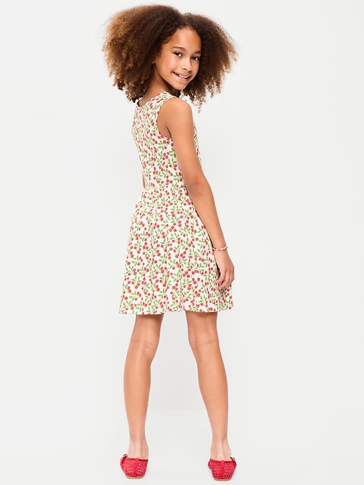 L'image numéro 3 présente Ensemble robe ajustée et évasée sans manches avec cuissard pour fille