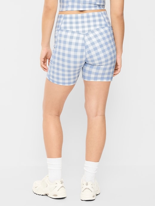 Image number 5 showing, Extra-High Waisted PowerSoft Boundless Pocket Biker Shorts-- 6-inch inseam - No Front Seam