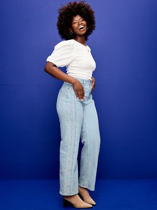Image number 6 showing, Curvy Extra High-Waisted Scalloped Wide-Leg Jeans