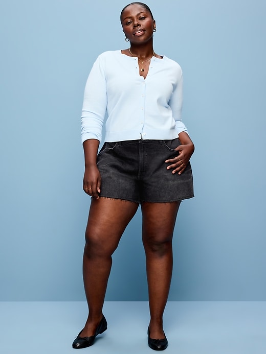 Image number 6 showing, Curvy High-Waisted OG Jean Cut-Off Shorts -- 4-inch inseam