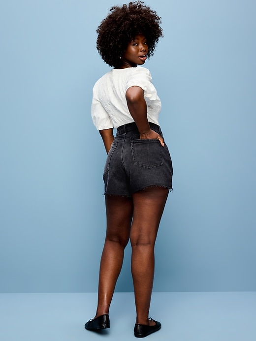 Image number 5 showing, Curvy High-Waisted OG Jean Cut-Off Shorts -- 4-inch inseam