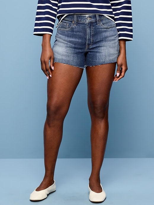 Image number 2 showing, Curvy High-Waisted OG Jean Cut-Off Shorts -- 4-inch inseam