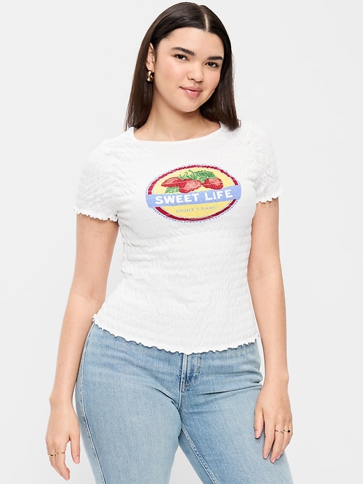 L'image numéro 6 présente Haut smocké à col fendu