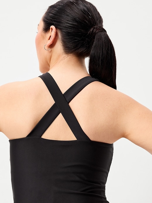 L'image numéro 3 présente Robe de sport PowerSoft ajustée et évasée