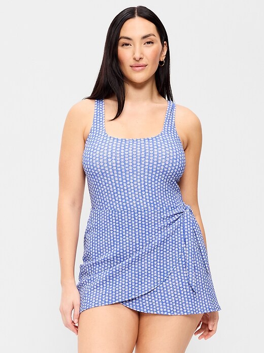 L'image numéro 5 présente Robe de bain en piqué nouée sur le côté