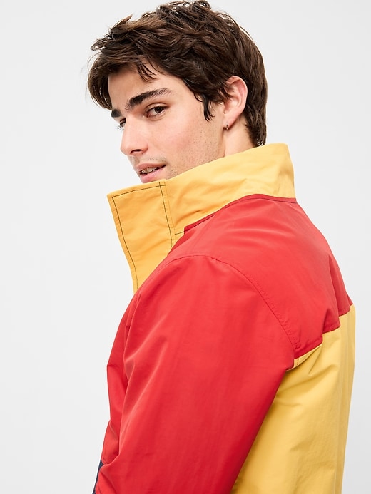 L'image numéro 5 présente Veste utilitaire décontractée hydrorésistante aux couleurs contrastées