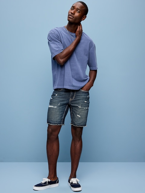 SHORT EN DENIM ÉTROIT À EXTENSIBILITÉ INTÉGRÉE (ENTREJAMBE DE 23 CM)