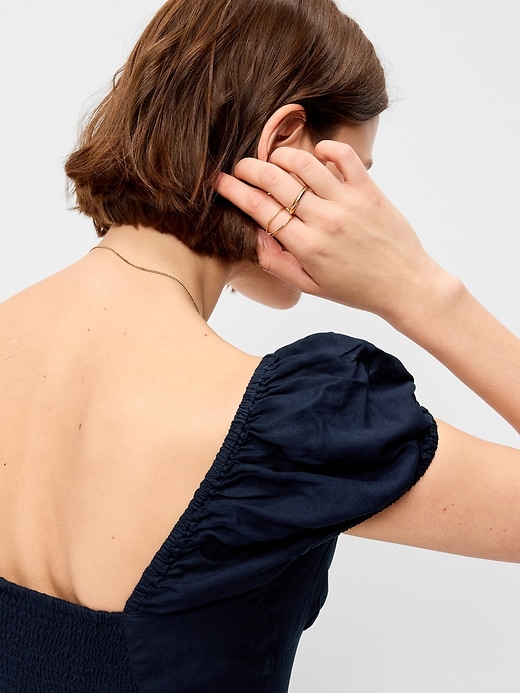 Image number 5 showing, Short-Sleeve Fit & Flare Midi Dress