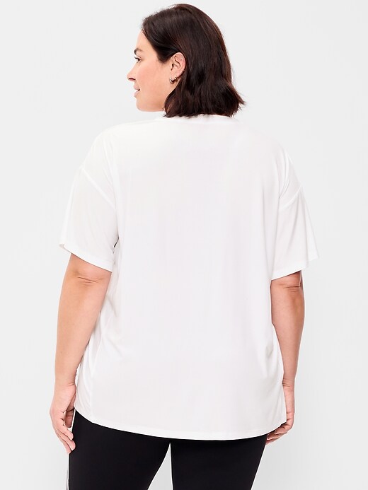 Image number 8 showing, CloudMotion Short-Sleeve Tunic
