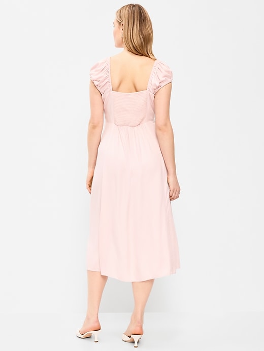 L'image numéro 7 présente Robe mi-longue ajustée et évasée à manches courtes