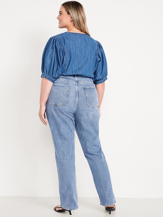 L'image numéro 10 présente Jean droit à taille très haute