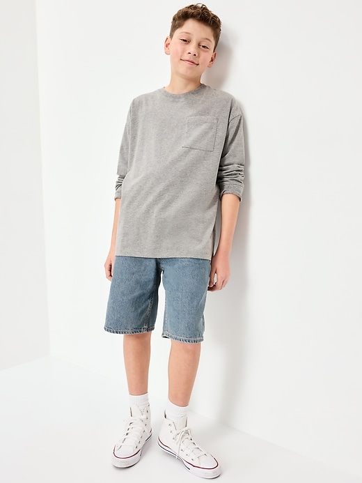 L'image numéro 3 présente Bermuda en jean utilitaire coupe très généreuse pour garçon