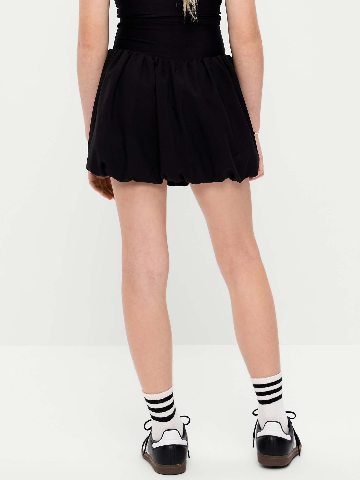 L'image numéro 2 présente Jupe-short bouffante à taille haute PowerSoft pour fille