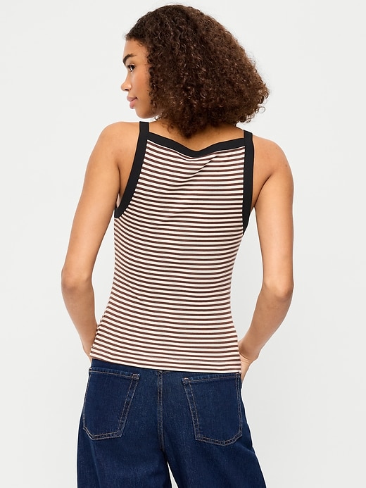 L'image numéro 2 présente Camisole tablier ajustée