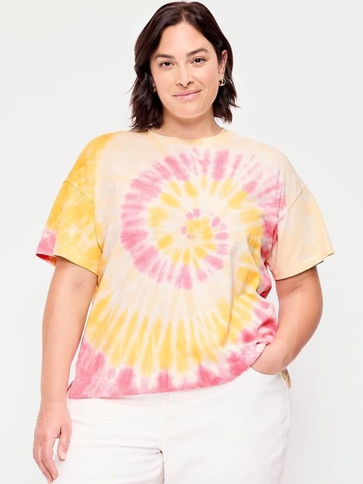 L'image numéro 7 présente T-shirt ras du cou rétro pour femme