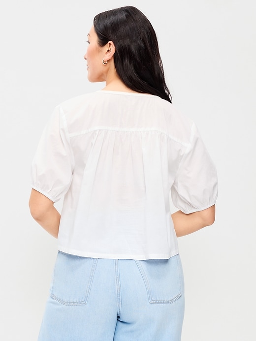 L'image numéro 5 présente Haut perlé à manches courtes