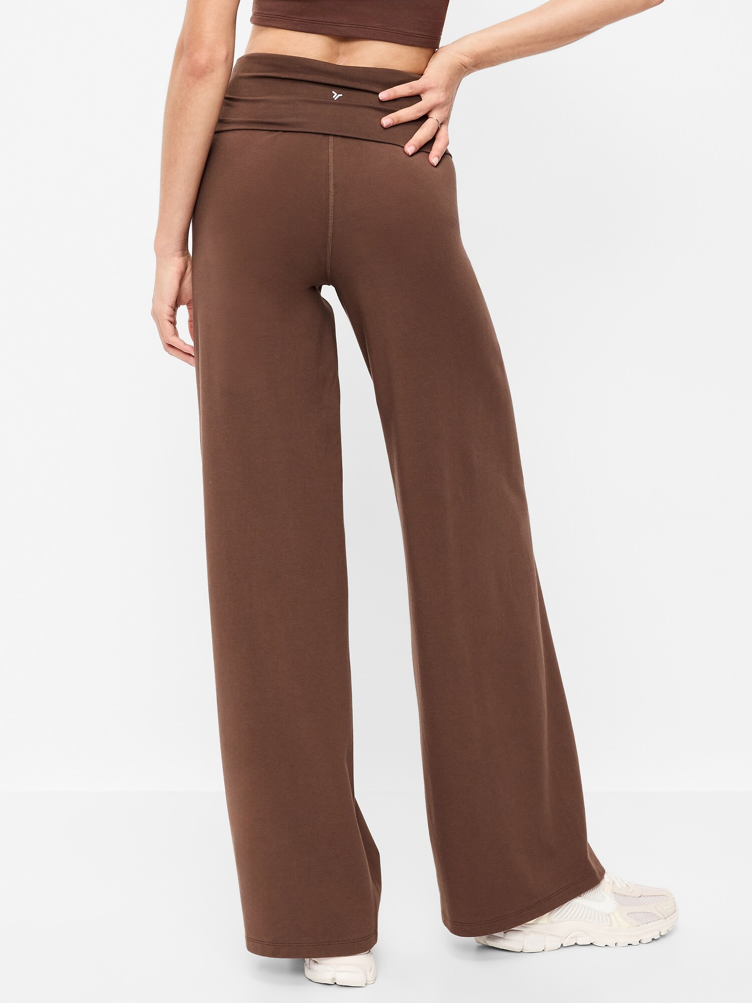 L'image numéro 2 présente Pantalon PowerChill jambe large à taille haute et rabattable