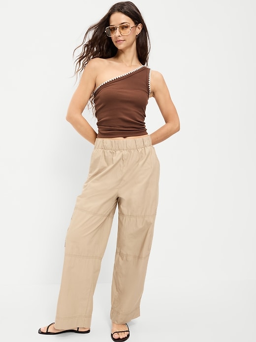 L'image numéro 3 présente Camisole monobretelle côtelée