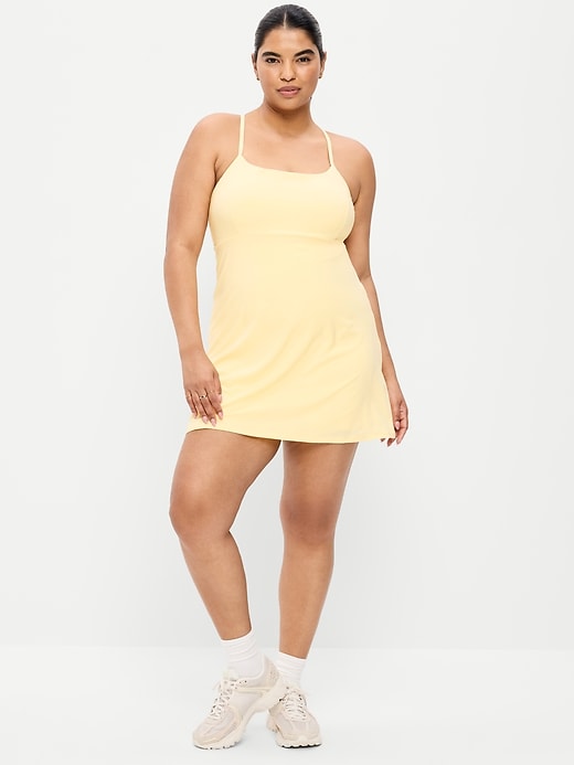 L'image numéro 5 présente Robe de tennis tissée extensible à dos nageur