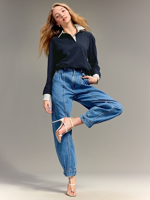 L'image numéro 3 présente Haut de rugby surdimensionné Old Navy x Christopher John Rogers