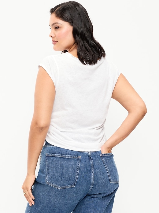 L'image numéro 9 présente Haut à mancherons froncé sur les côtés